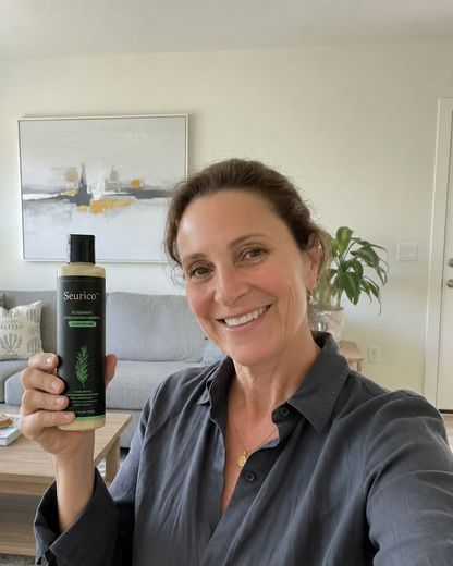 Customer photo with Seurico shampoo bottle